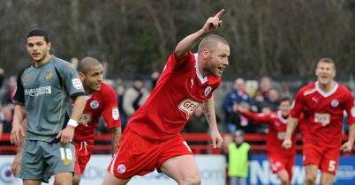 Alexander: Late equaliser for Crawley